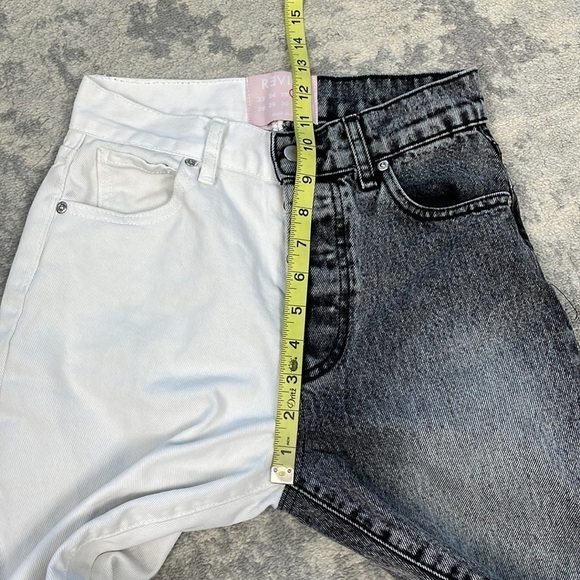Revice True Love Checkmate Jeans Grey White Straight Button Fly Sz 26 - Picture 9 of 16